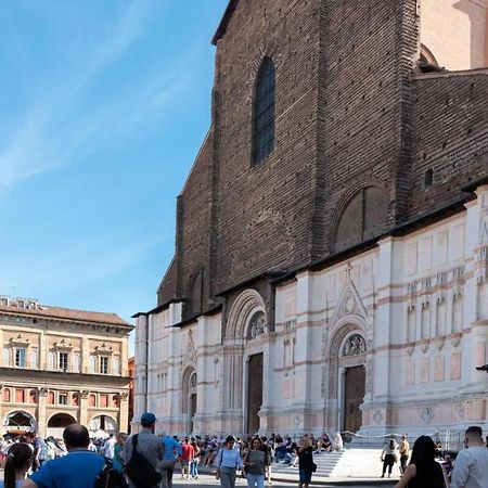 Piazza Nettuno Rooms Bologna Exterior foto