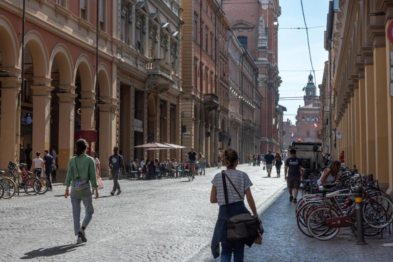 Piazza Nettuno Rooms Bologna Exterior foto